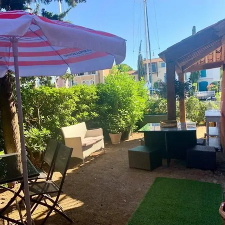 L'albatros, Jardin Avec Amarrage, Port-grimaud شقة *